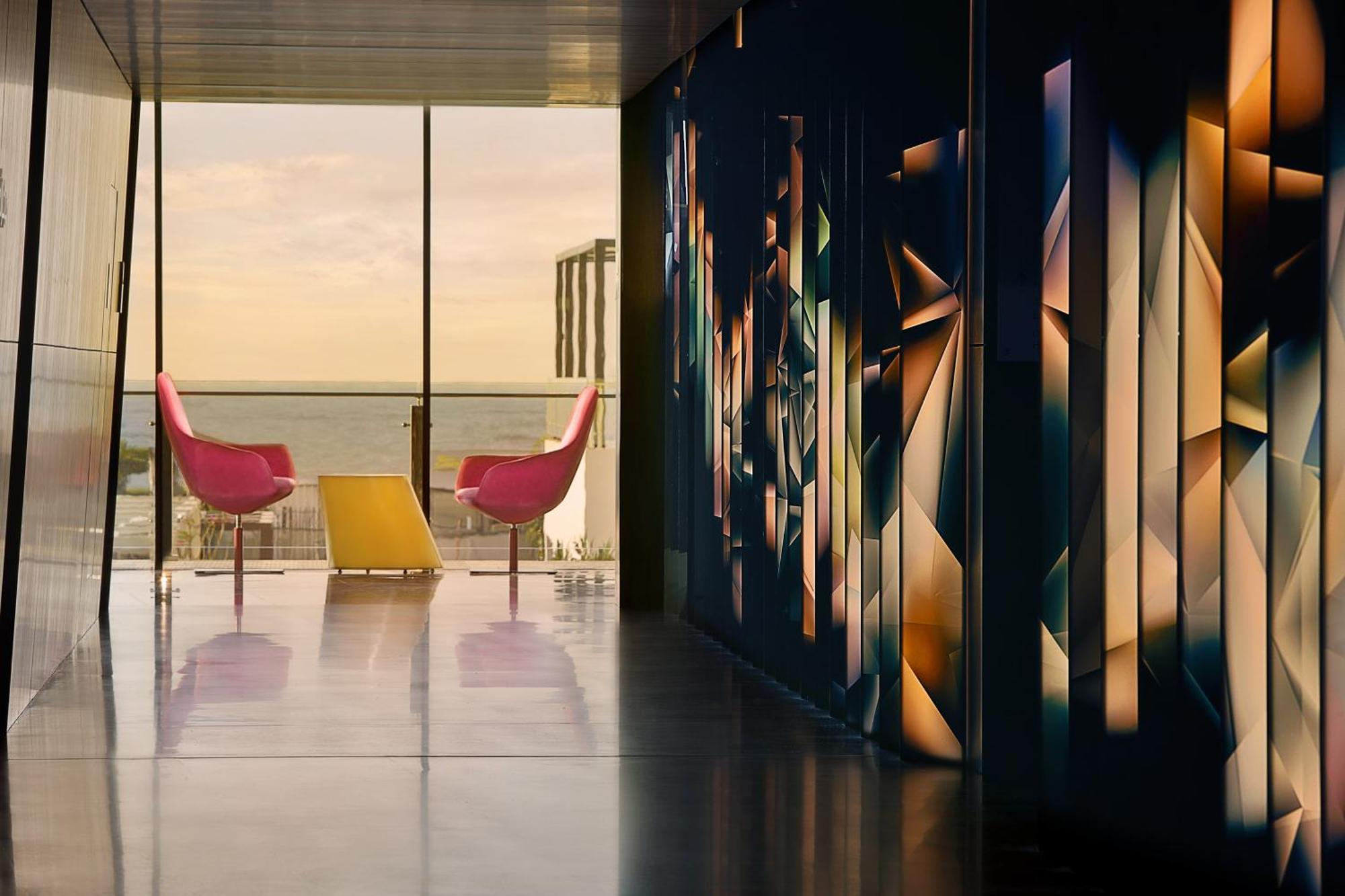 ดับเบิลยู มัสกัต Hotel ภายนอก รูปภาพ The interior of the hotel